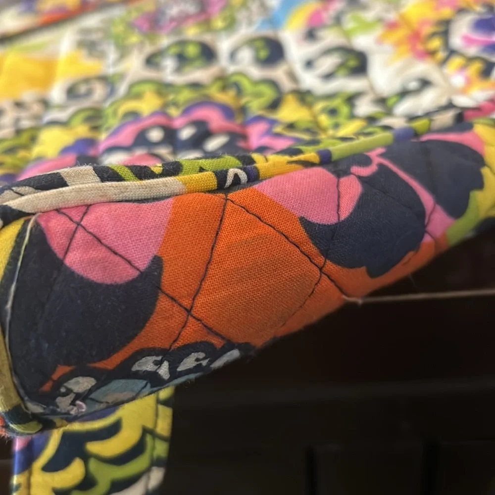 Vera Bradley Quilted Crossbody Bag Rio - Picture 6 of 6